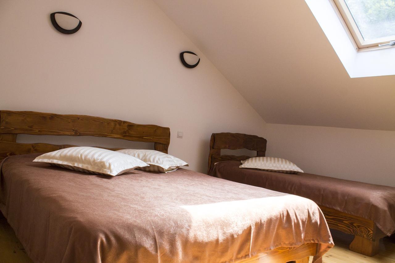 Cabana Barlogul Lupilor Villa Berevoesti Kamer foto